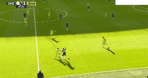 1727533280938019423.gif che bri 1.gif